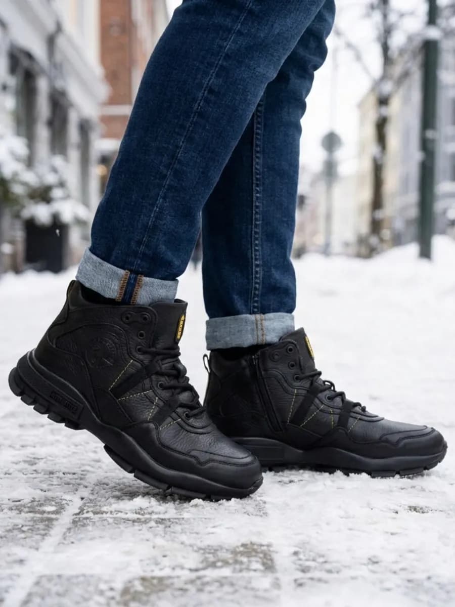 Ботинки утепленные на толстой подошве