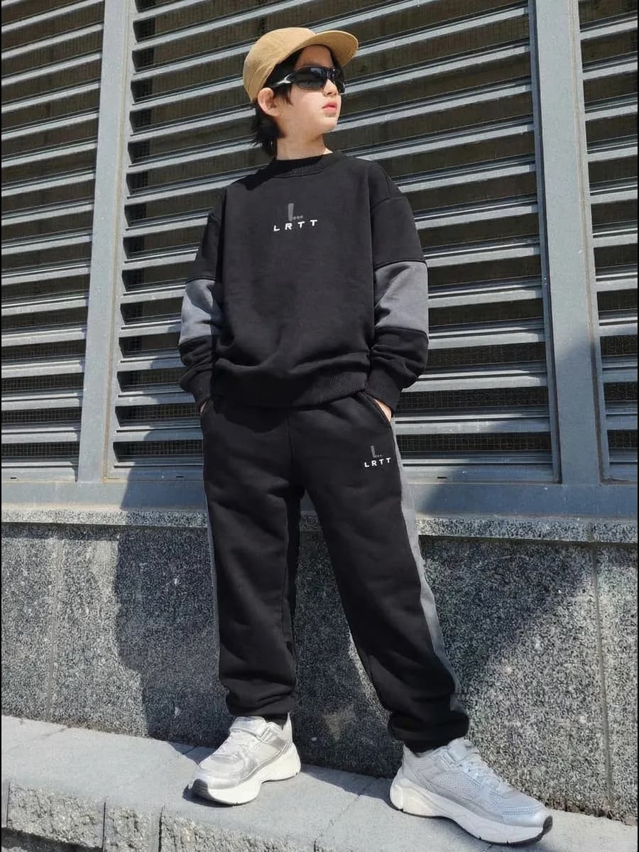 Костюм для мальчика теплый, толстовка и брюки