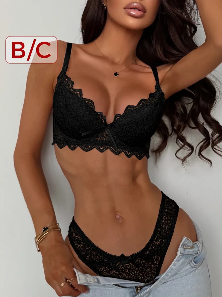 Нижнее белье комплект кружевное с пушапом