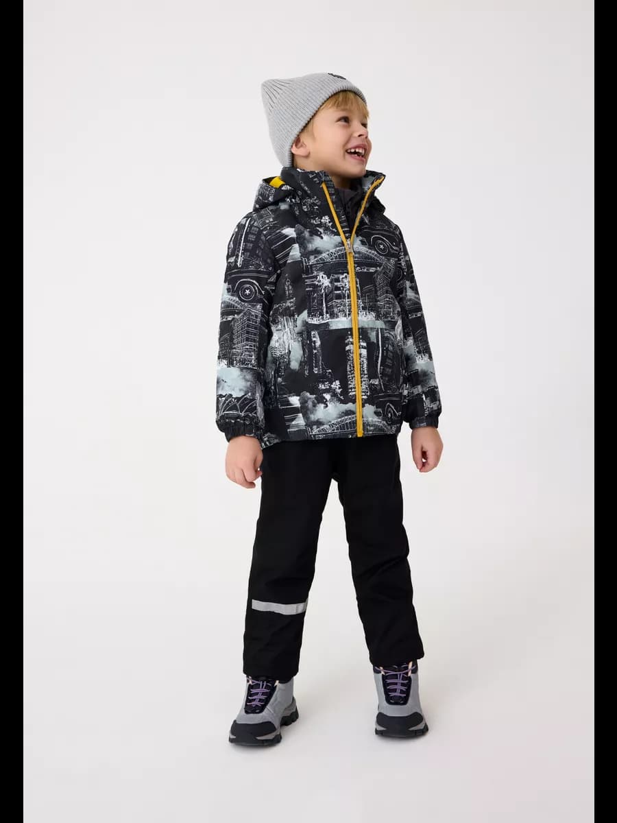 Демисезонная куртка с лёгкой степенью утепления