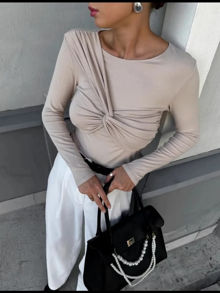 Лонгслив с узлом