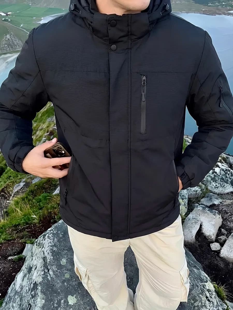 Куртка демисезонная с капюшоном