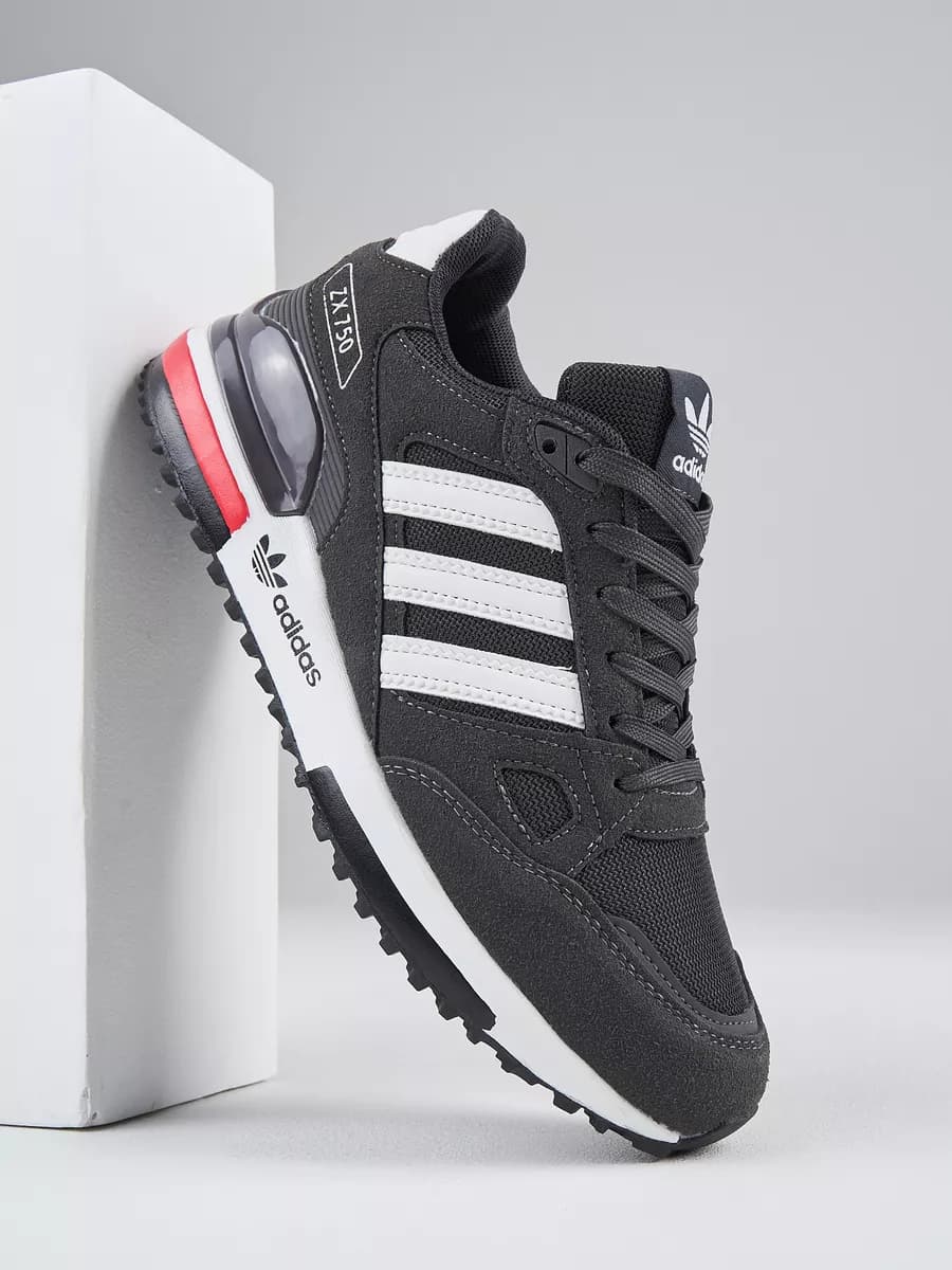 Кроссовки мужские летные ZX750