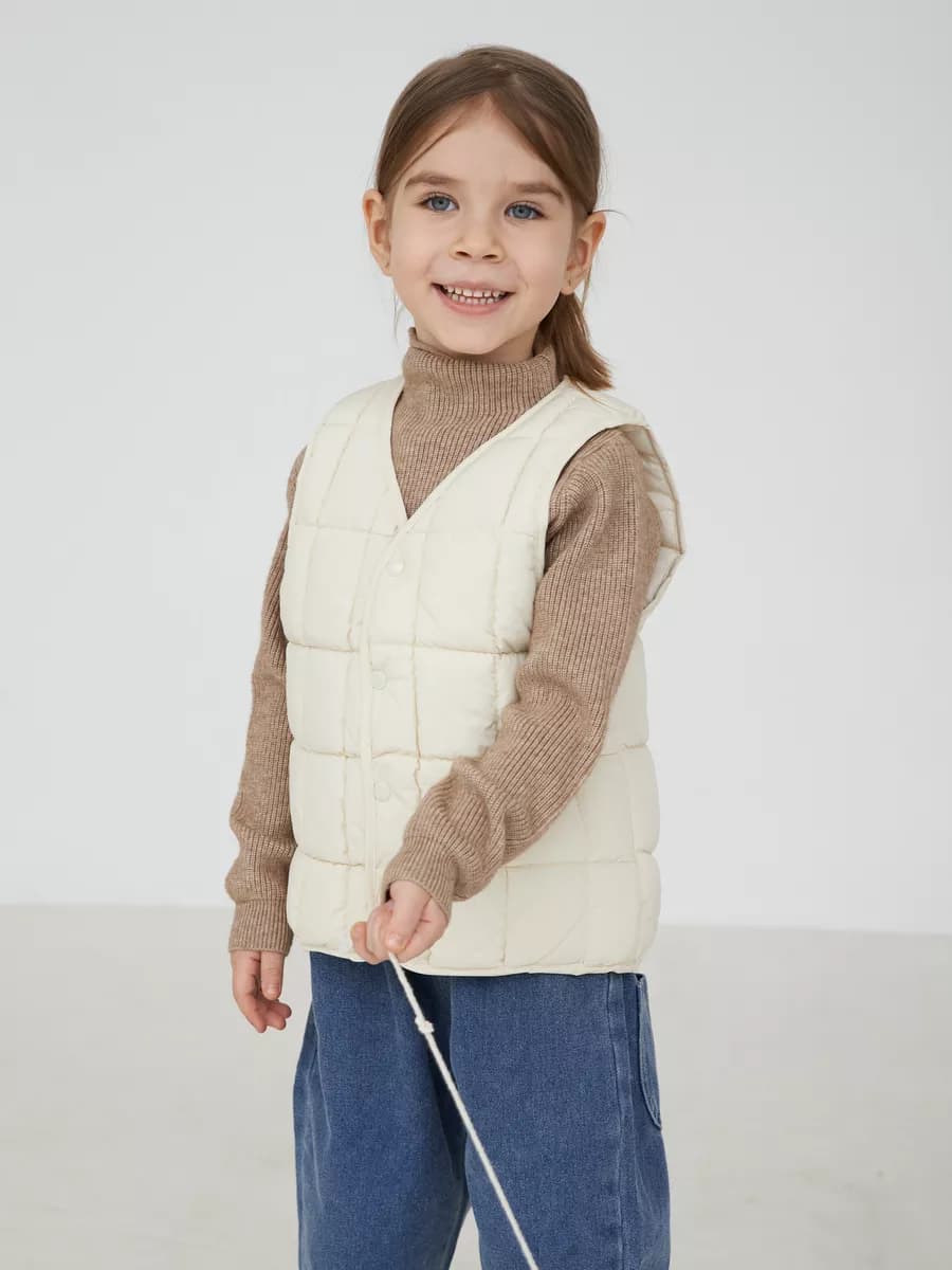 Жилетка утепленная безрукавка