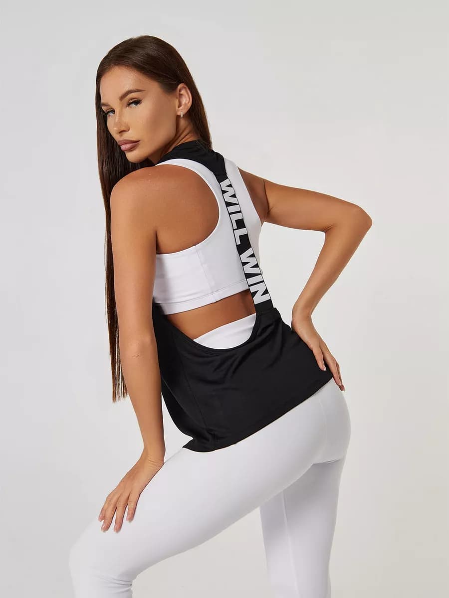 Спортивная майка для фитнеса с брендированной резинкой