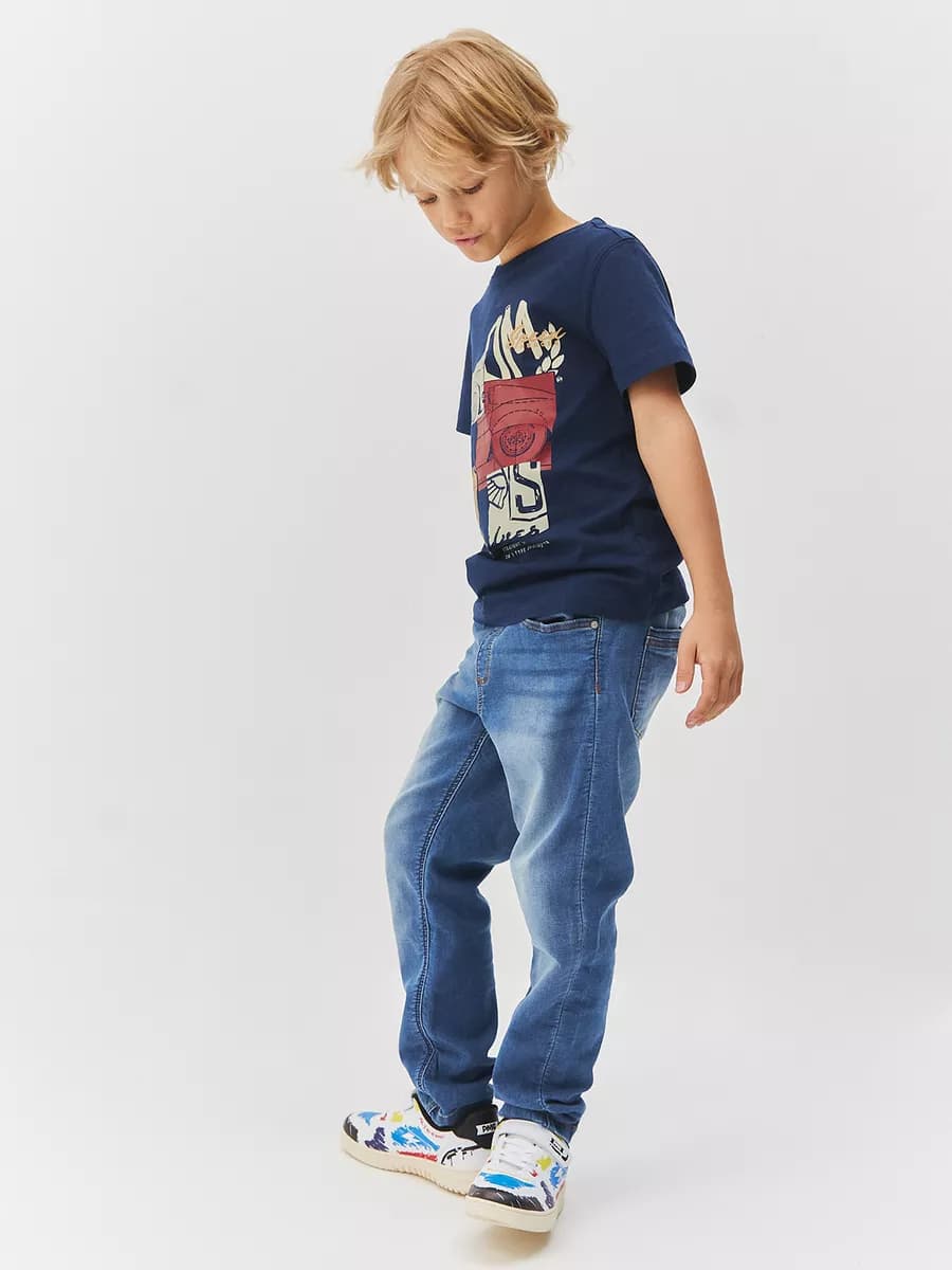 Брюки джинсовые синие на резинке зауженные