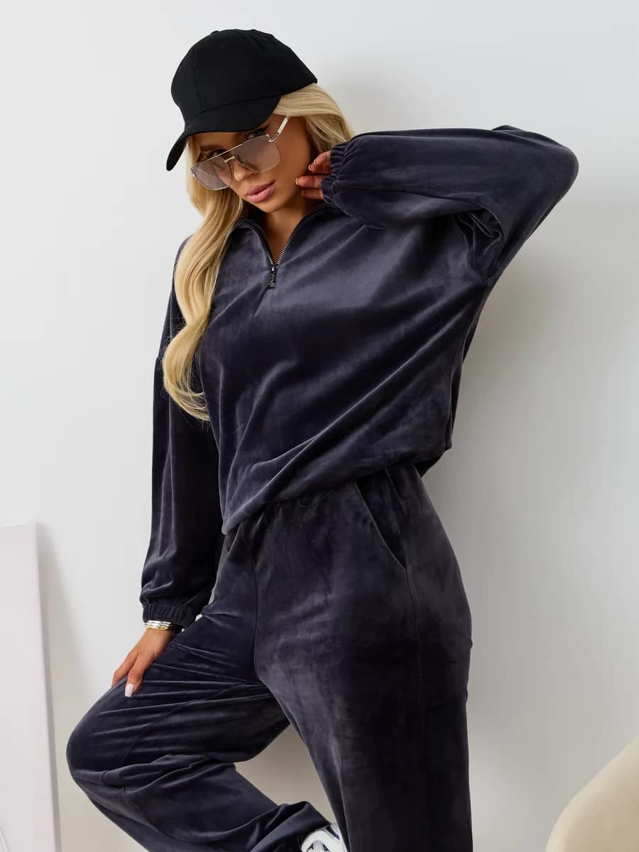 Спортивный костюм с брюками велюровый на молнии оверсайз
