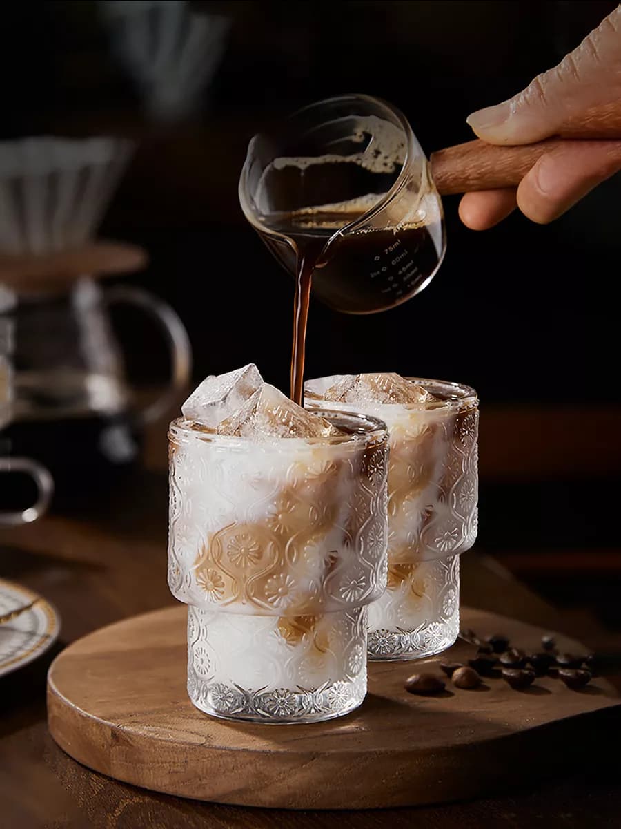 Красивые стаканы для сока и воды в наборе 2 штуки