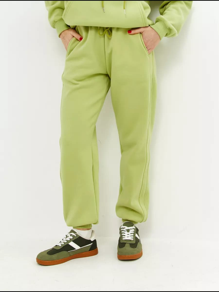 Спортивные брюки-джоггеры теплые