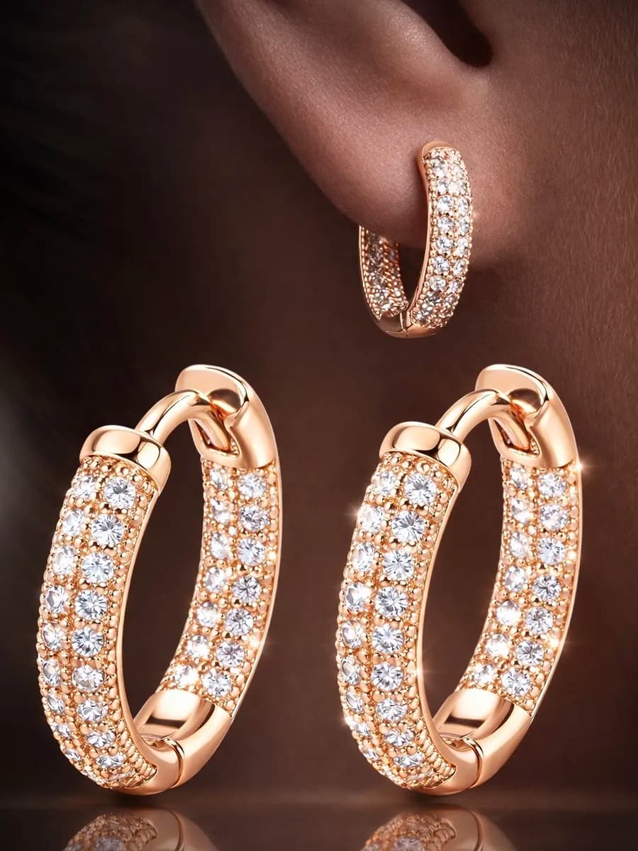 Серьги колечки со стразами маленькие