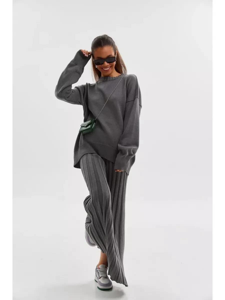 Костюм осенний вязаный трикотажный с юбкой - фото 1