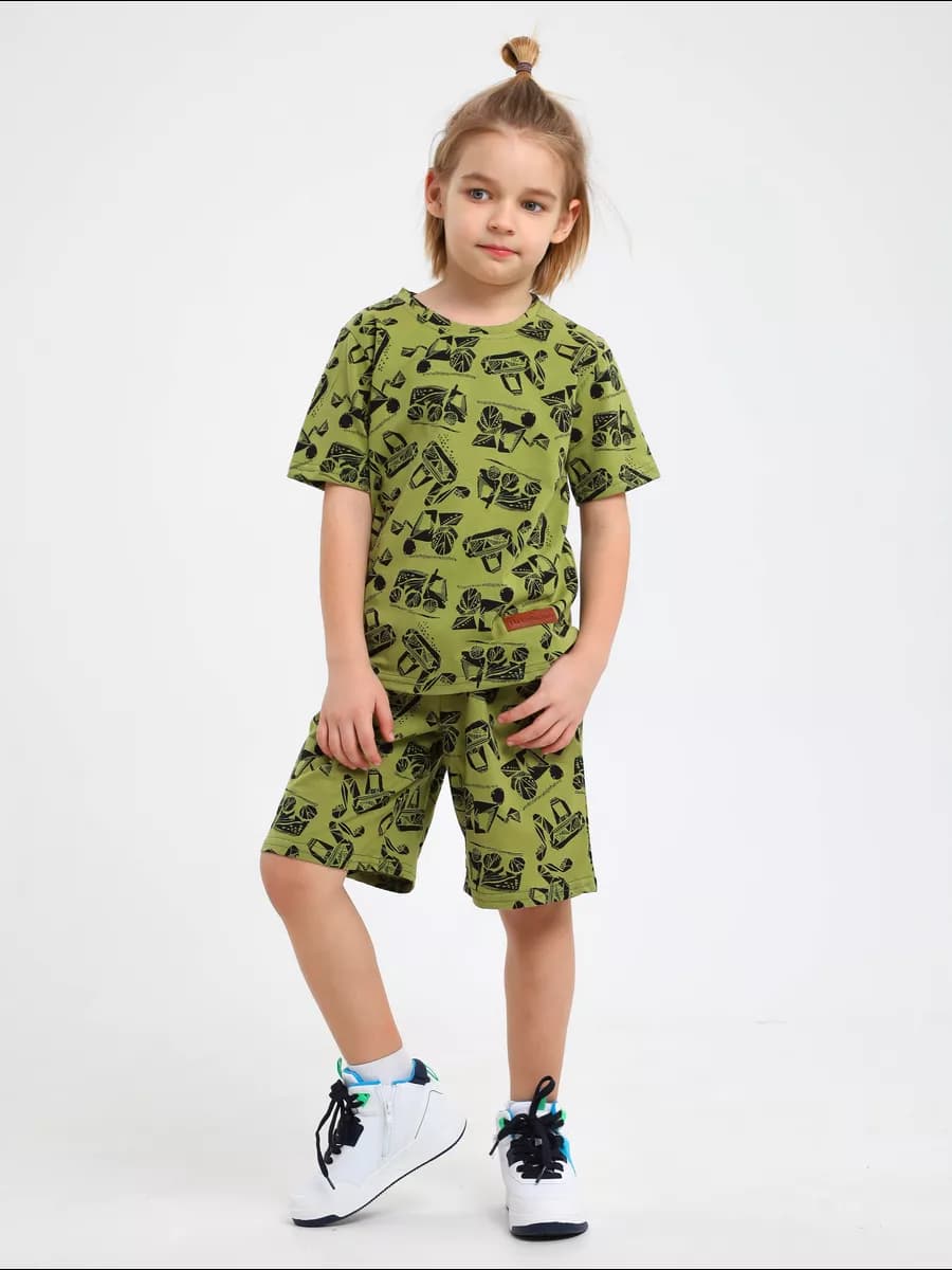 Костюм двойка с шортами и футболкой летний