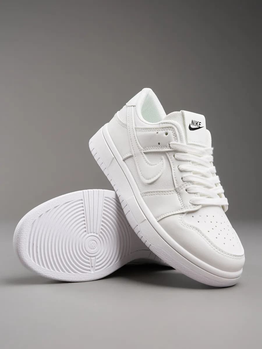 Кроссовки Dunk Low