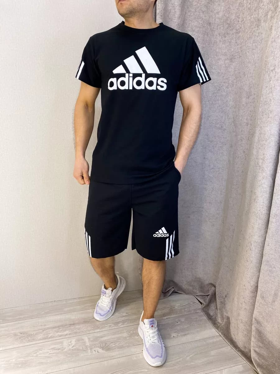 Спортивный костюм