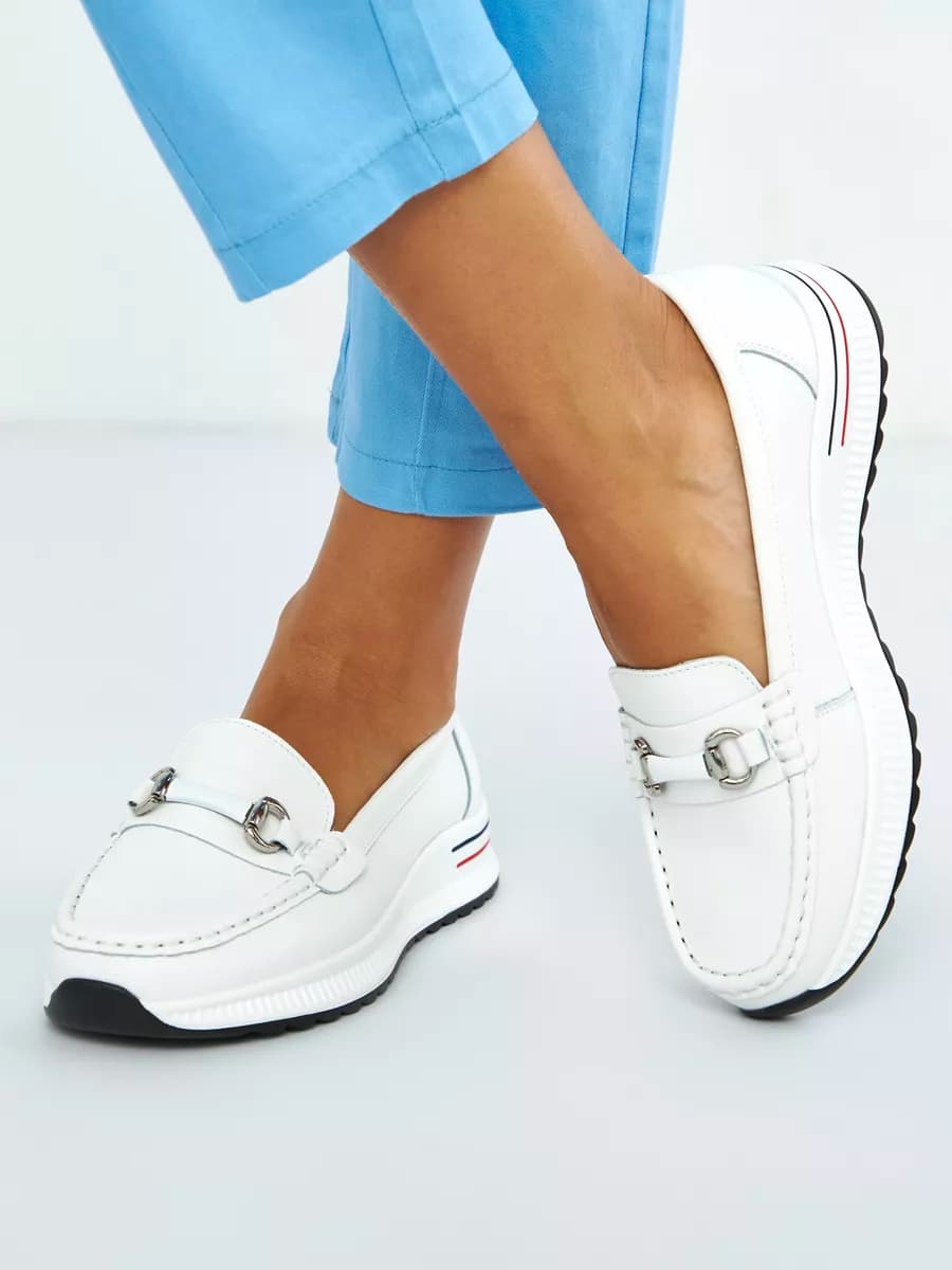 Мокасины женские кожаные летние