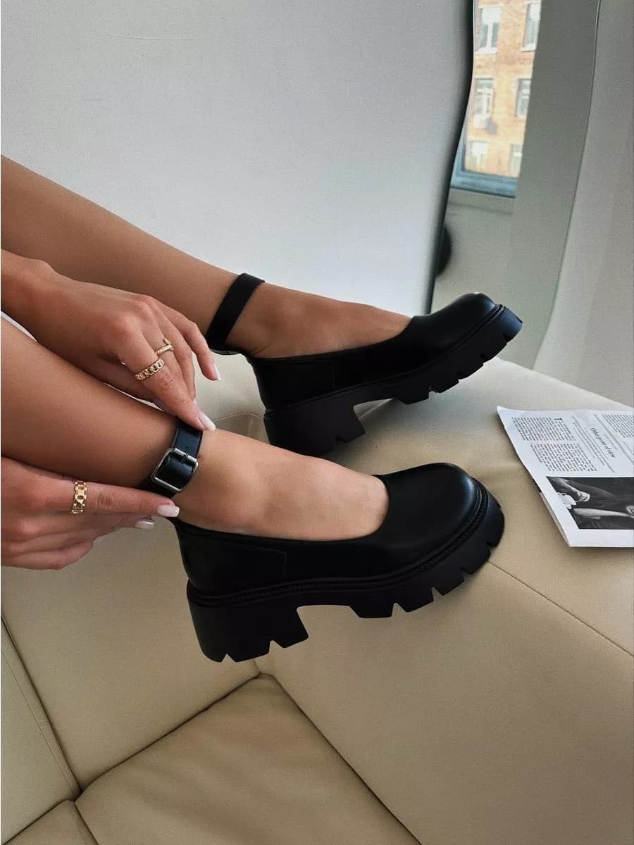 Лоферы с ремешком кожаные - фото 1