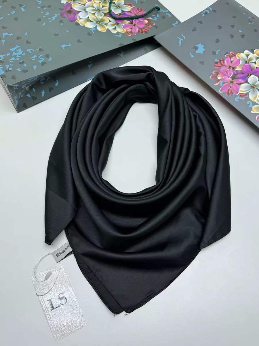 Платок шелковый