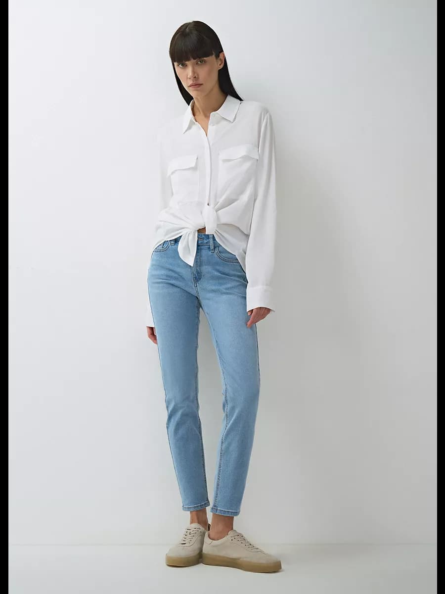 Зауженные хлопковые джинсы