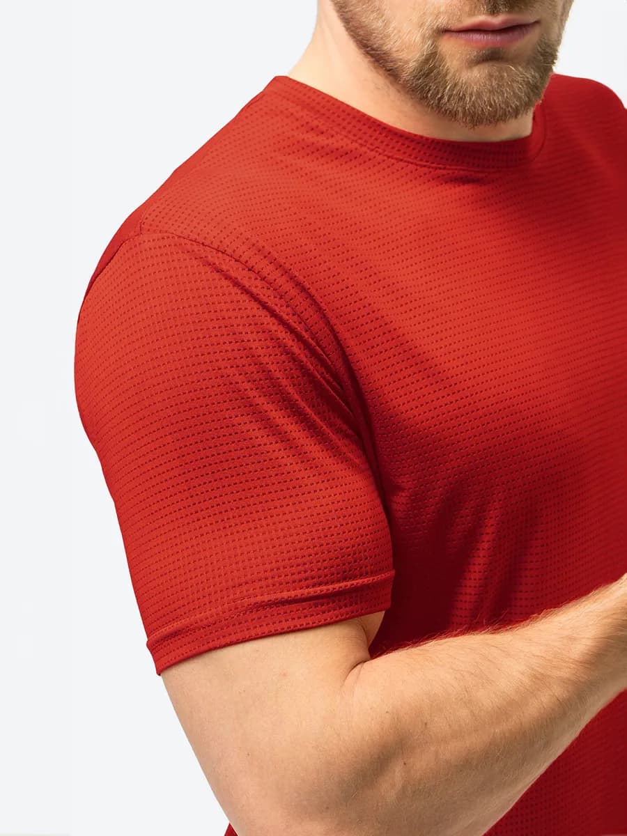 Футболка спортивная с перфорацией однотонная