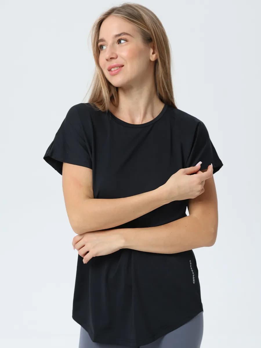 Спортивная футболка длинная для фитнеса