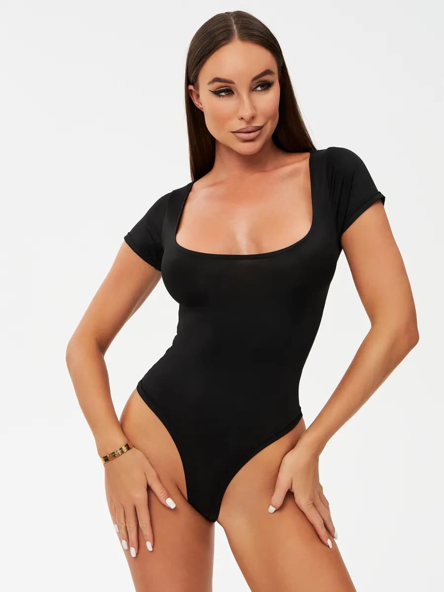 Боди с коротким рукавом утягивающее базовое