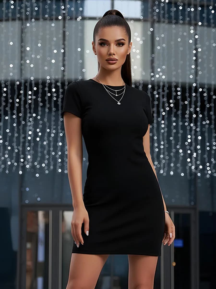 Платье мини праздничное трикотажное облегающее в рубчик