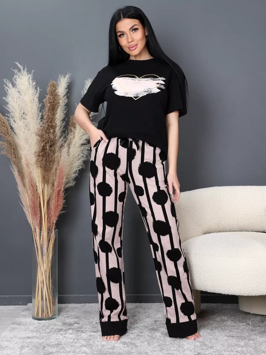 Пижама женская со штанами костюм 8 Марта сердца