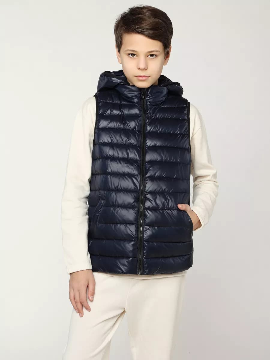 Жилет детский утепленный с капюшоном