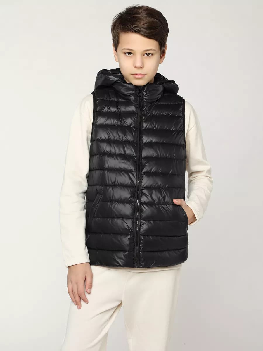 Жилет детский утепленный с капюшоном