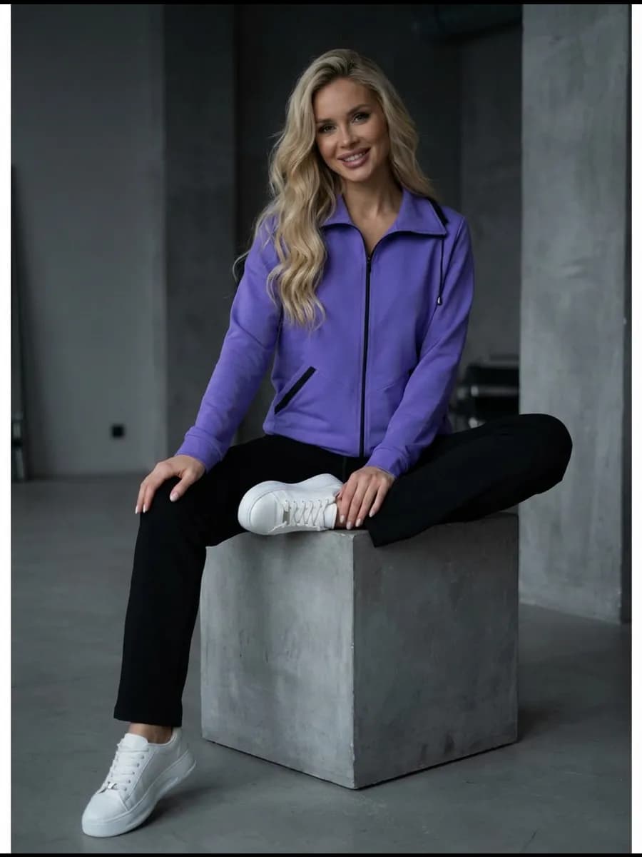 Спортивный костюм без начеса на молнии