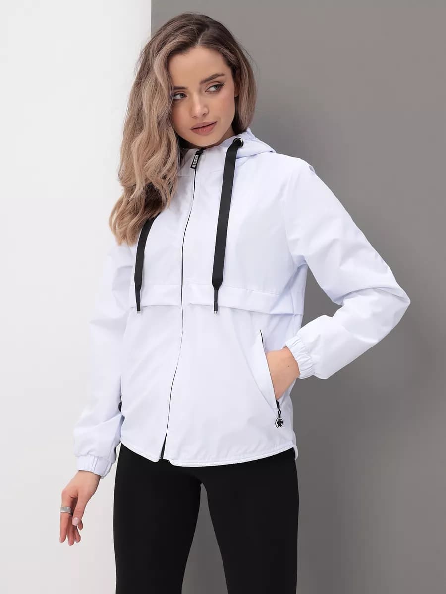 Ветровка весенняя спортивная с капюшоном