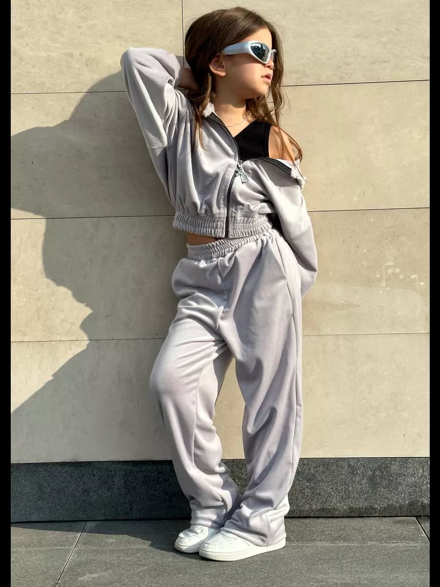 Костюм для девочки - фото 1