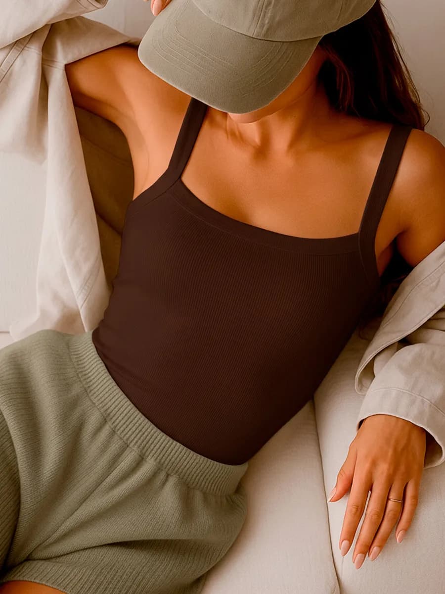 Базовая майка спортивная под пиджак в рубчик