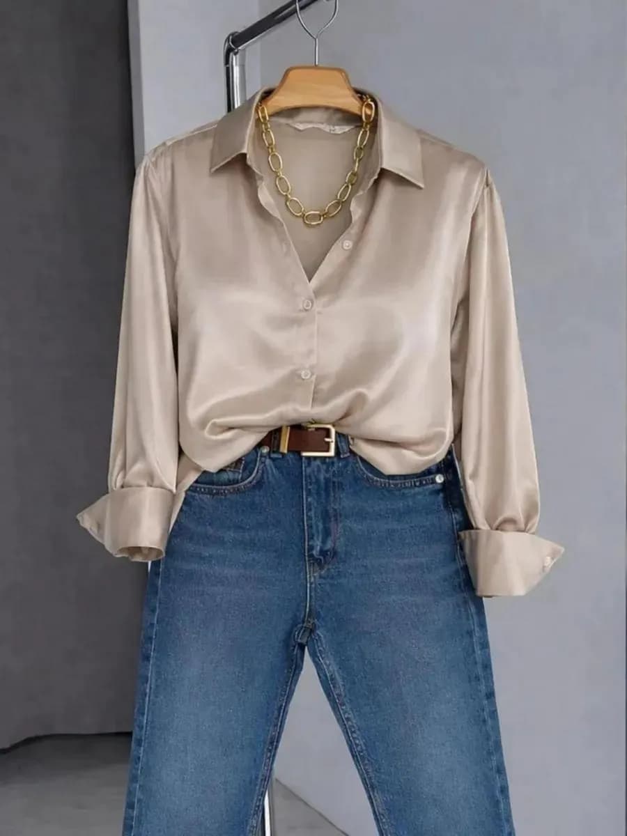 Атласная рубашка с длинным рукавом