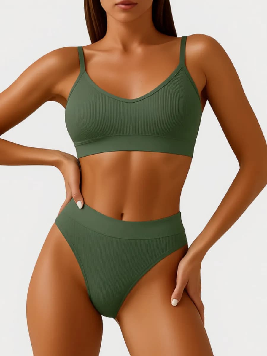 Комплект нижнего белья