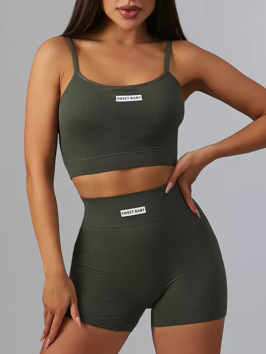 Комплект спортивного нижнего белья