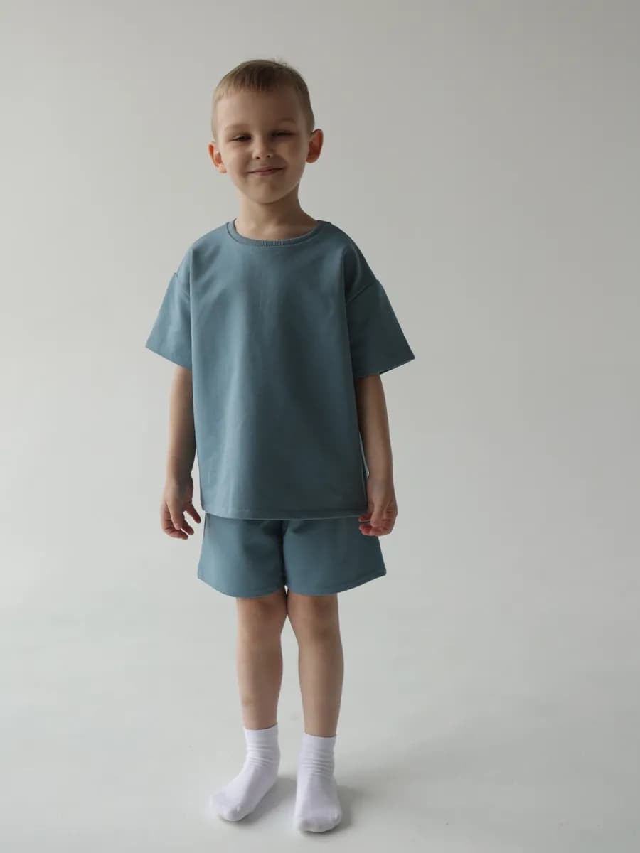 Костюм шорты и футболка