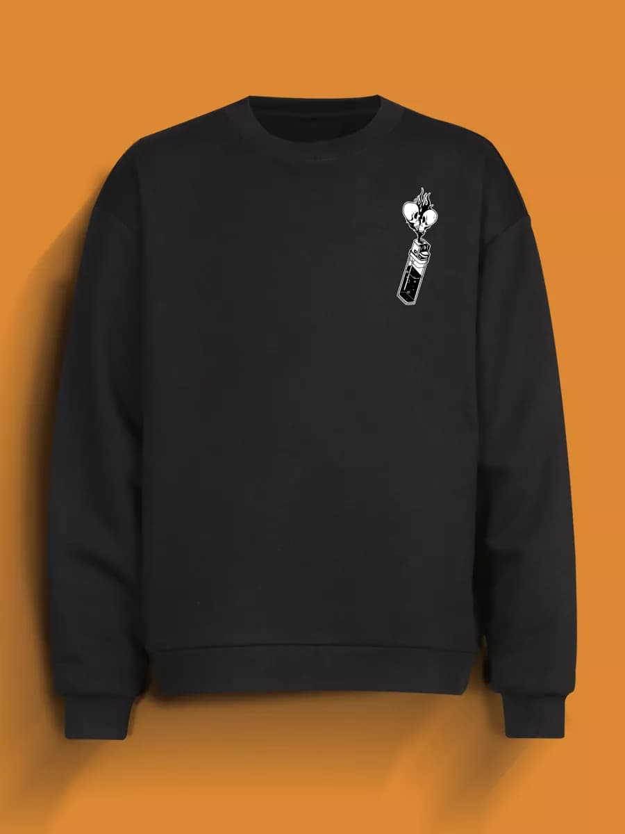 Свитшот оверсайз без начеса с принтом черепа