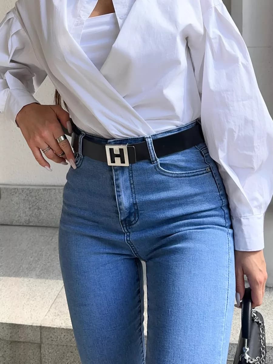 Зауженные джинсы скинни с высокой посадкой