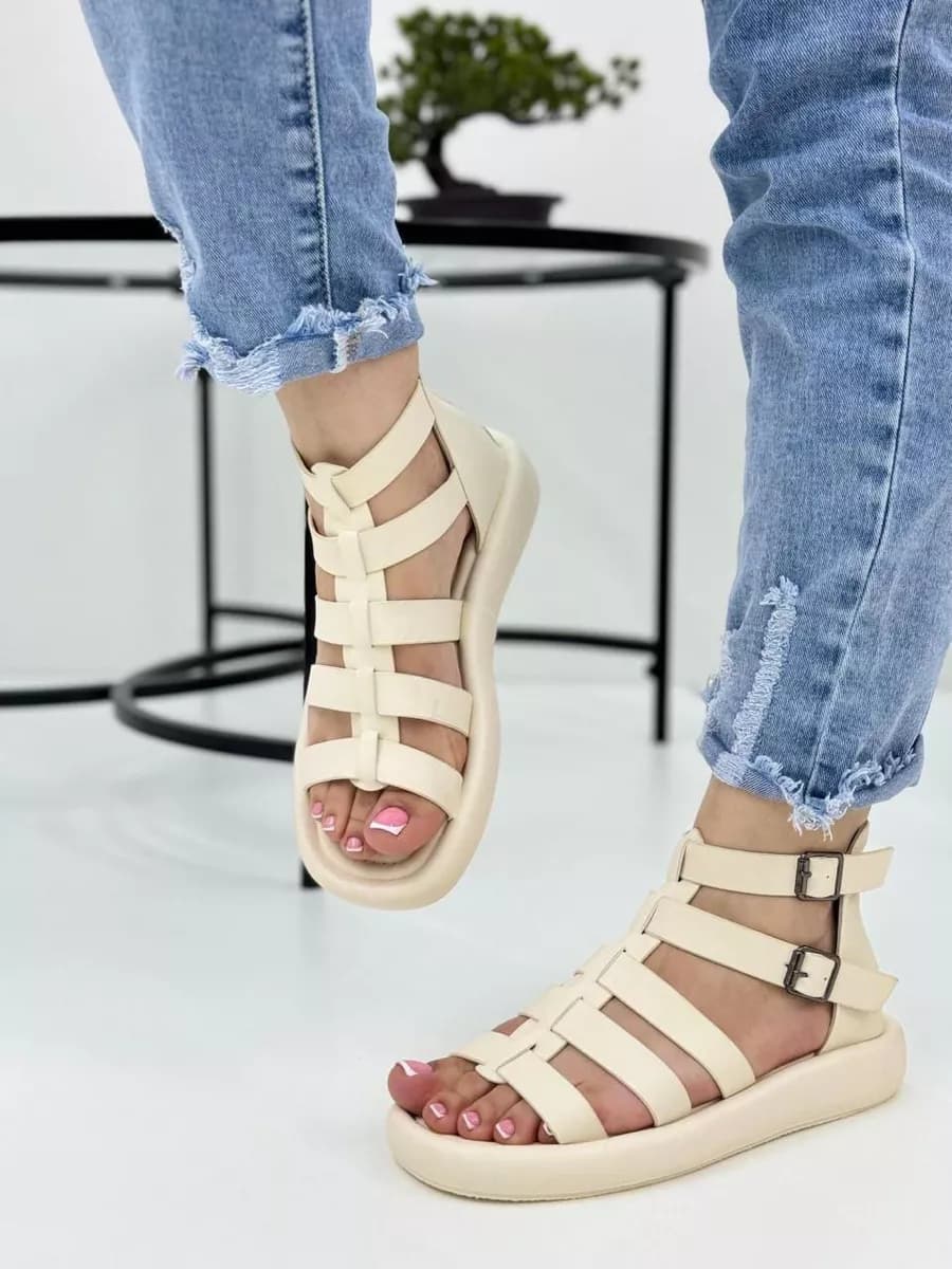 Босоножки летние на платформе