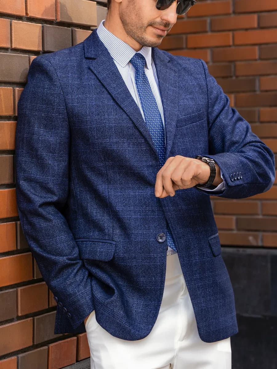 Пиджак синий в клетку под джинсы