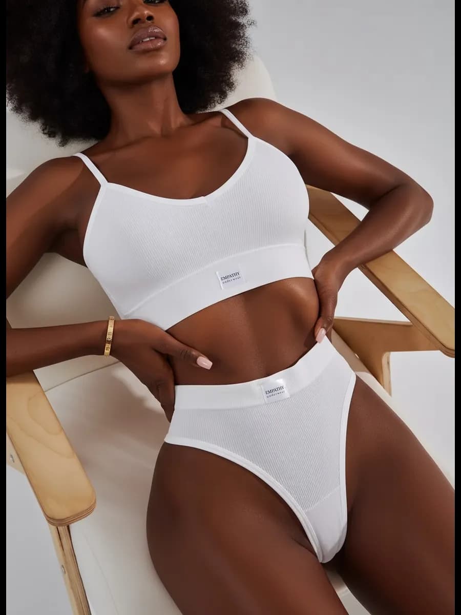 Комплект нижнего белья