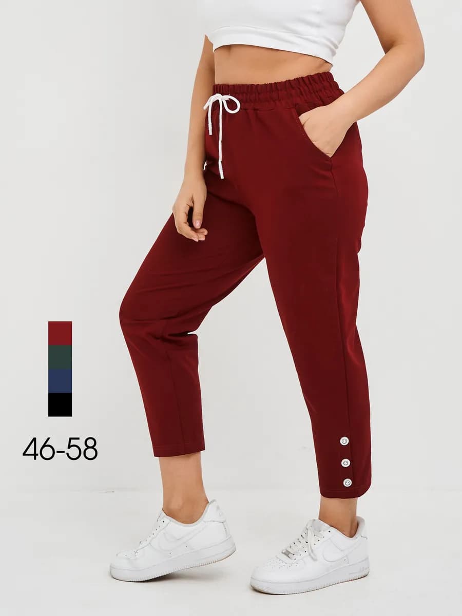 Спортивные штаны укороченные