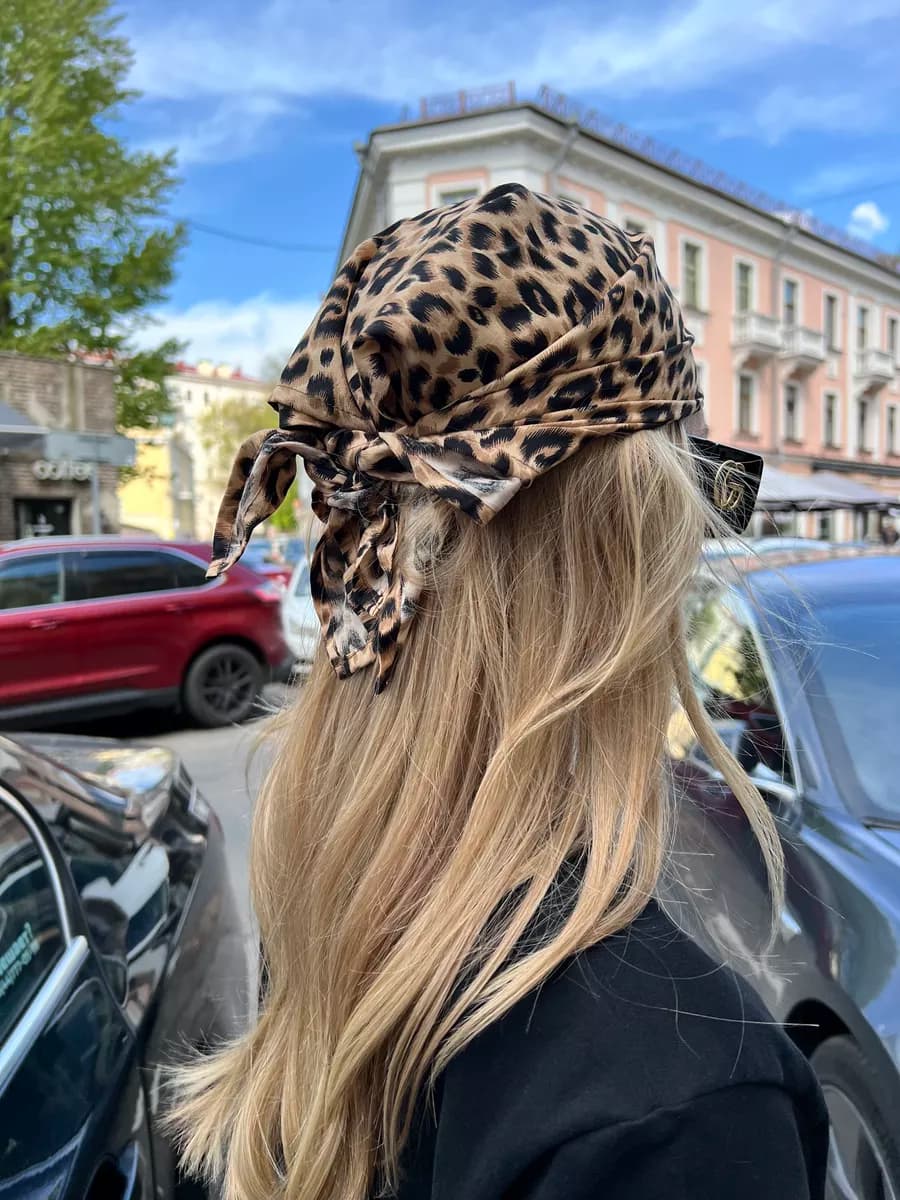 Платок на голову летний для храма леопардовый бандана