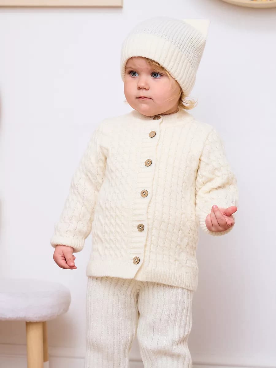 Кофта вязаная для малыша теплая