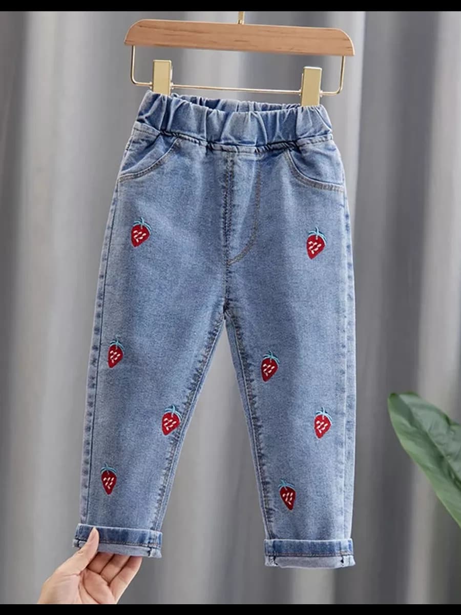 джинсы принт клубничка
