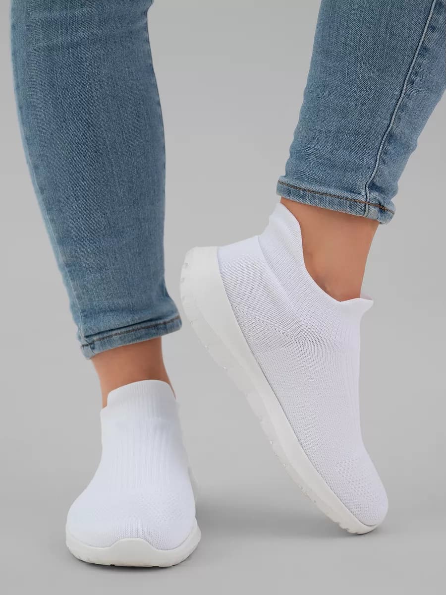 Кроссовки женские дышащие