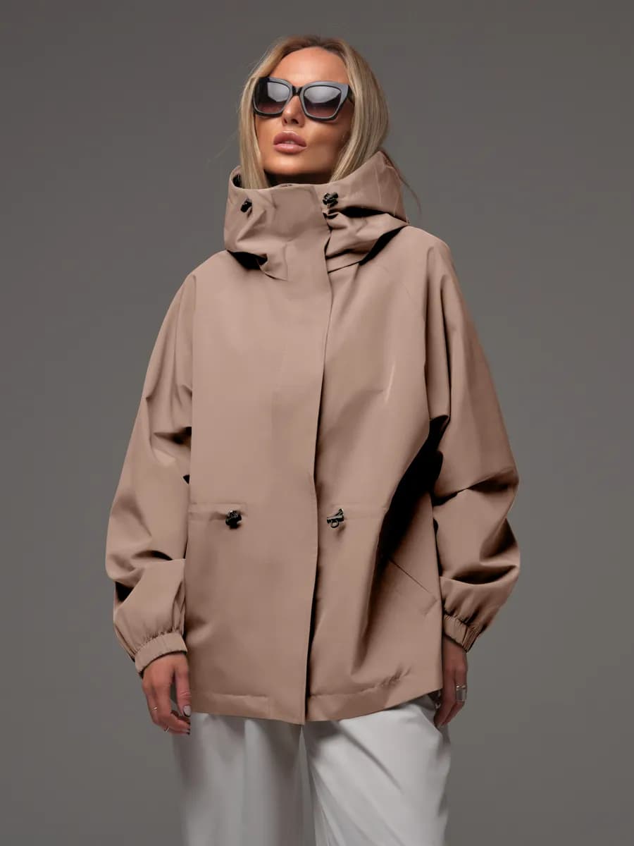 Ветровка весенняя с капюшоном