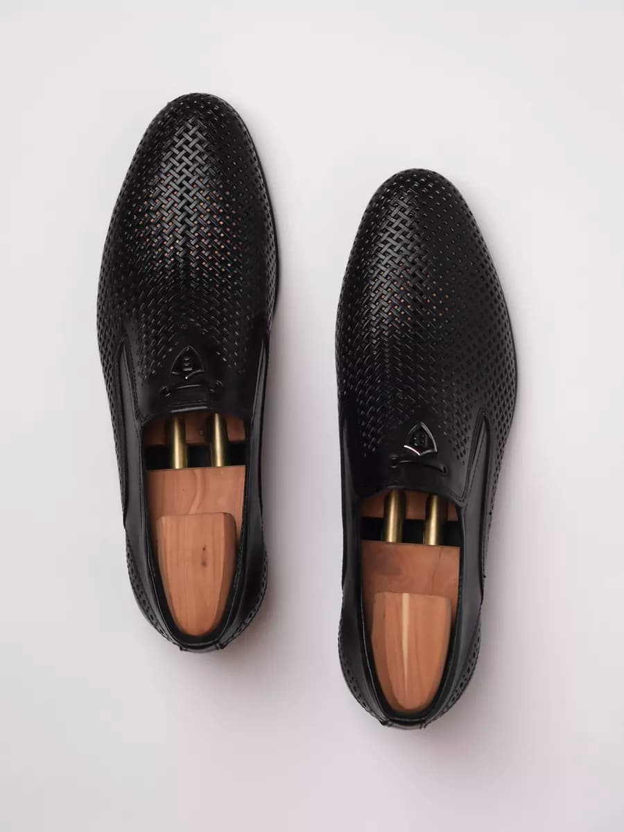 Туфли классические кожаные с перфорацией