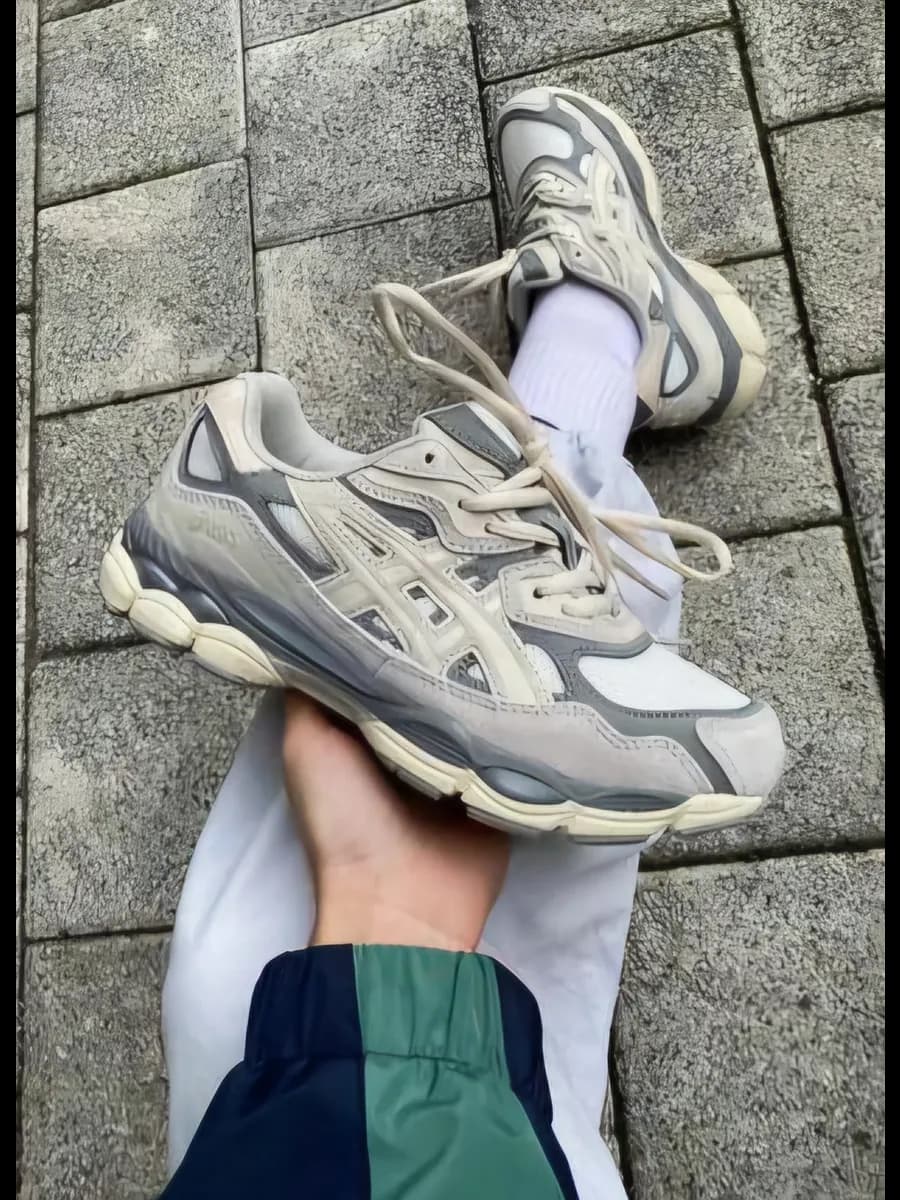 Кроссовки женские GEL NYC - фото 1